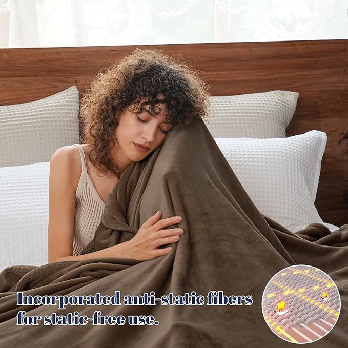 PHF Ultra Soft Fleece Blanket Twin Size, No Shed No Pilling Luxury Plush Cozy 300GSM Lightweight Blanket for Bed, Couch, Chair, Sofa Suitable for All Season, 66" x 90", Cocoa Brown
