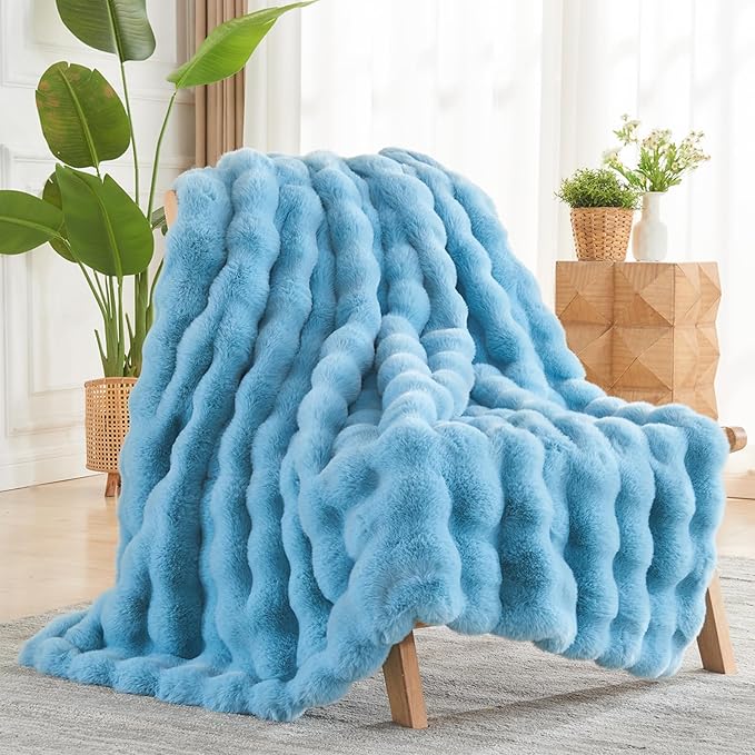 NEWCOSPLAY Faux Fur Twin Blanket Blue Luxury Fluffy Thick Warm Bubble Blanket for Couch Sofa Bed 1000GSM (Blue Bubble Thick, Twin(60"x80"))