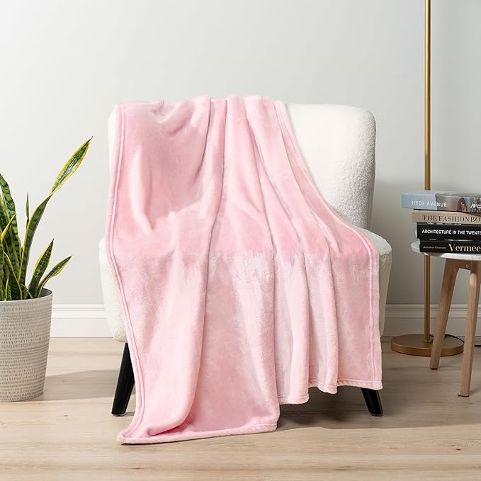 PAVILIA Light Pink Fleece Throw Blanket for Couch Twin Size, Blush Pink Super Soft Fuzzy Flannel Throw for Sofa, Luxury Plush Microfiber Blanket Twin Bed, Home Decorative Velvet Gift Blanket, 60x80