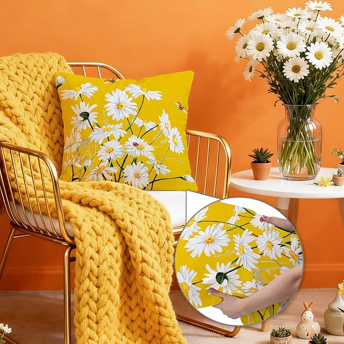 Hexagram Spring Summer Pillow Covers 20x20 Set of 4, Floral Daisy Outdoor Decorative Throw Pillow Covers, Yellow Farmhouse Cushion Case for Couch Sofa Living Room Bedroom Home Indoor Decor(No Insert)