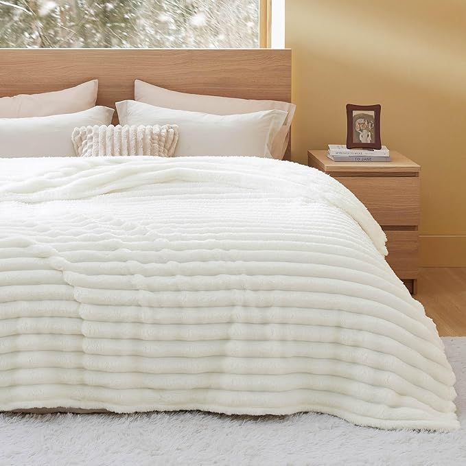 Bedsure King Size Blanket for Bed - 350GSM Super GentleSoft Fuzzy Fluffy Cozy Blankets for Women, Cute Large Plush Fleece Throws for Girls, White，108x90 Inches, Wider Striped Design