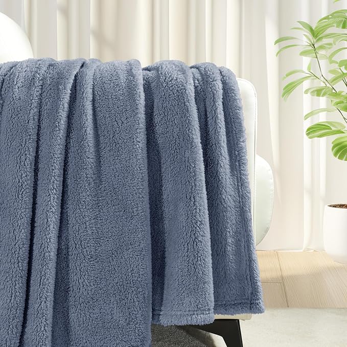 Exclusivo Mezcla Twin Size Blanket for Bed, Super Soft Velvet Plush Fleece Blankets, Fuzzy Cozy and Warm for Winter, 60x80 Inches, Stone Blue