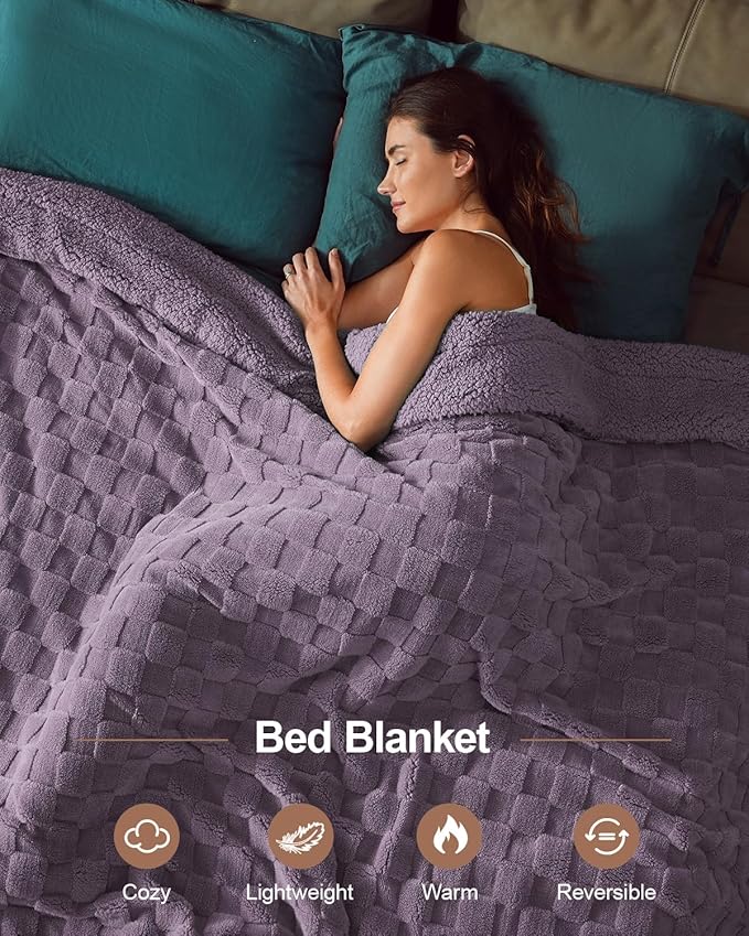 Pawque Super Soft Cozy Throw Blanket King Size for Couch Bed, Fluffy Sherpa Fleece Reversible Thick Warm Fuzzy Blanket for All-Season, 3D Checkered Jacquard Decorative Blankets, Purple, 108"x90"