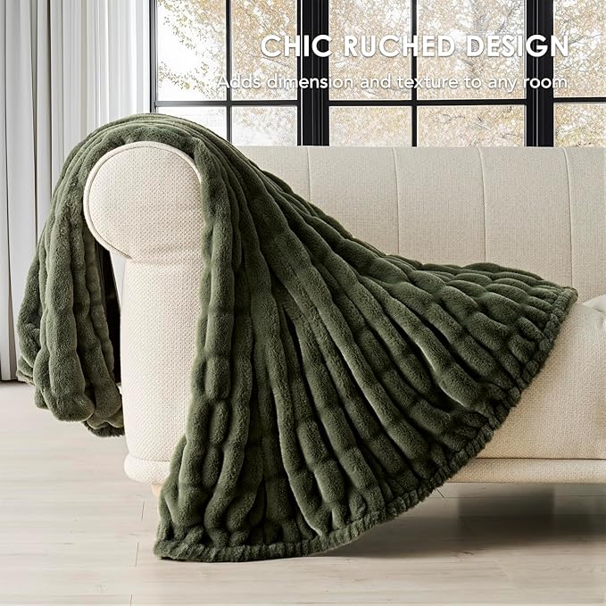 EVERGRACE Luxurious Soft Faux Rabbit Fur Throw Blanket, Cozy Fuzzy Plush Warm Throws for Couch Bed Sofa Chair Home Decor, Ruched Bubble Fluffy Blanket with Reversible Velvet, 50" x 60", Loden Green