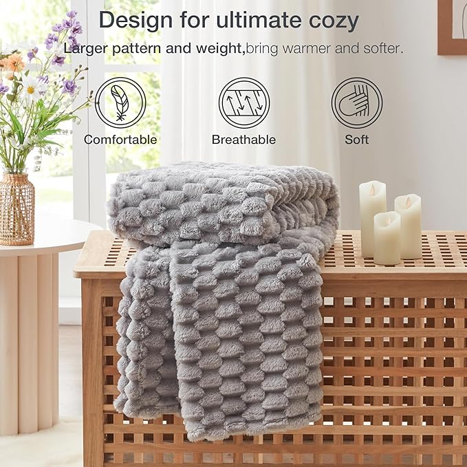 EXQ Home Fleece Throw Blanket for Couch and Bed, 3D Imitation Large Turtle Shell Jacquard Decorative Blankets, Plush Lightweight Fuzzy Flannel Blanket Suitable for All Seasons (50"×60",Light Grey)