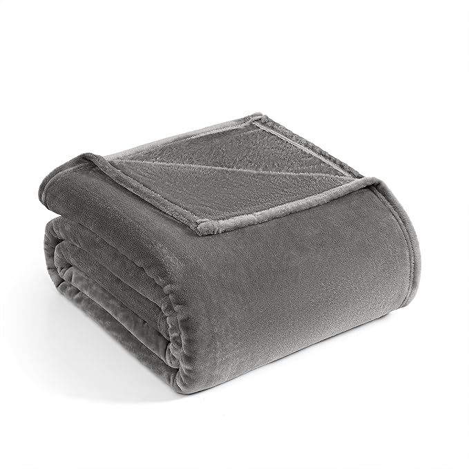 Casa Platino Fleece Blanket Queen Size – 300 GSM Gray Fleece Throw for Bed or Couch – Soft Cozy Warm Holiday Winter Blanket for Bed, Fuzzy Plush Elegant Gifts for Men & Women - 90x90 Inch