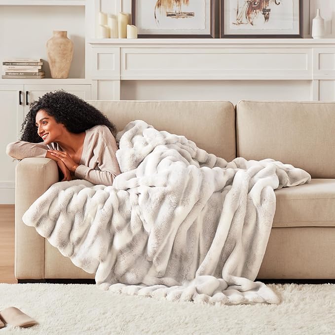 Hyde Lane Ultra Soft Plush Throw Blanket, Fuzzy Faux Rabbit Fur Throws, Luxury Cozy Fluffy Blankets for Sofa, Couch, Living Room Decor, Warm Gift for Women, Frost Fox, 50"x60"
