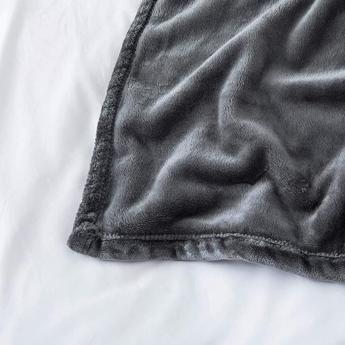 MOONLIGHT20015 Fleece Blanket King Size – Soft 400 GSM Plush Microfiber King Size Blanket, Warm Lightweight King Blanket for The Bed, 108x90 Inches, Dark Grey