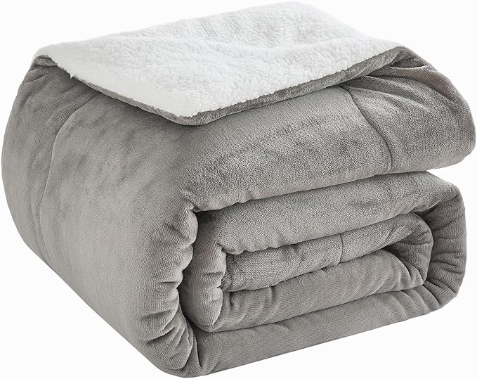 CHOSHOME Sherpa Fleece Blanket- Thick Warm Blanket for Winter, Soft Fuzzy Plush Blanket for Bed, Couch, Travel (Light Grey, Cal King 96" x 102")