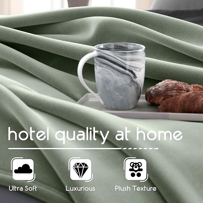 Vellux 1B05556 Orignal Full/Queen Moss Blanket, Green (Pack of 2)