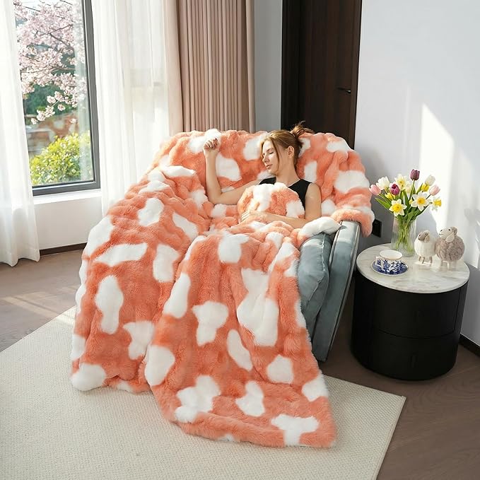 Cozy Bubble Blanket Throw for Couch, Gift for Mom Mother's Day, Soft Blush Pink and White Foldable Travel Blanket for Spring Bed Office Airplane Car Nursery, Machine Washable, 50" x 60"