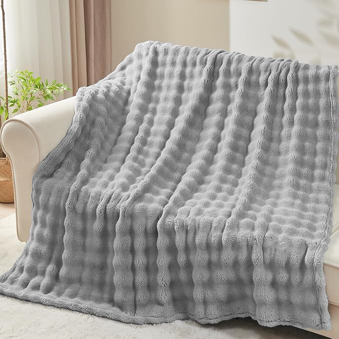 NEWCOSPLAY King Blanket for Couch Grey Super Soft Flannel Fleece 3D Bubble Lightweight Bed Blanket All Season Use (Grey, King(90"x110"))