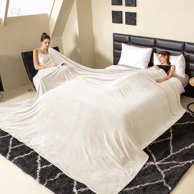 COOVA Oversized King Fleece Blanket 120x138 inches, Soft Cozy Warm Giant Extra Large 10'x11.5' Blanket for Bed, Sofa, Couch,Travel, Camping, California Huge Flannel Big Throw Blanket, Beige
