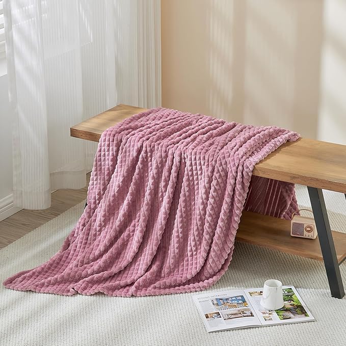 EMME Fleece Throw Blanket Luxury Flannel for Couch Bed Sofa Chair, Soft, Plush, Warm and Cozy Blanket with Geometric Grid Design (Purple, 60'' x 80'')