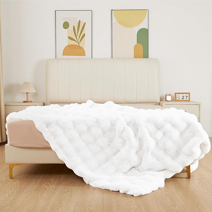White Faux Rabbit Fuzzy Fur Queen Throw Fluffy Blanket 90x90 Soft Furry Blanket Queen Size for Bed Couch Cozy Bedroom Decor 1000 GSM