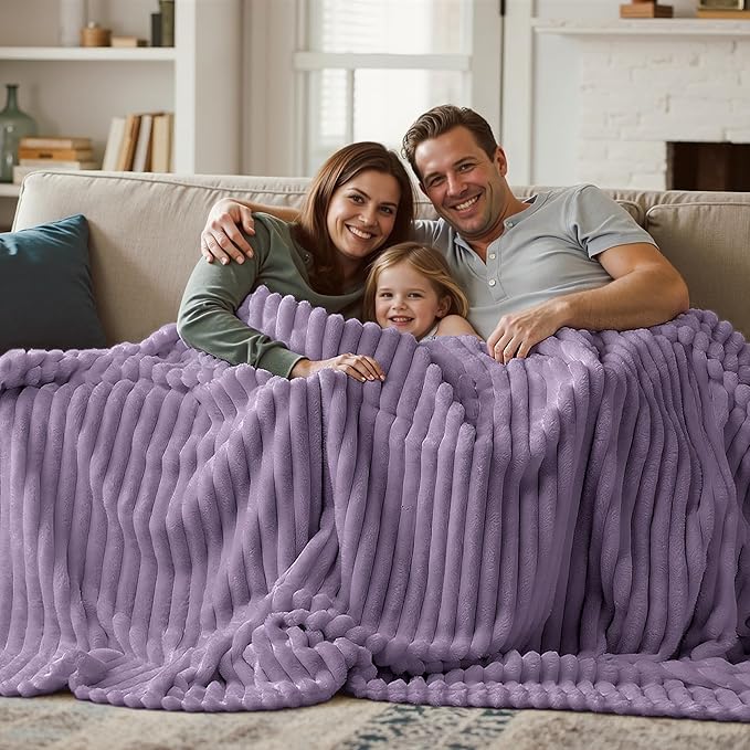 Joiedomi Queen Size Blanket for Bed, Soft & Warm Purple Fleece Blankets Gifts for Women Mom, Cozy Cute Soft Throw 90x90 Inches