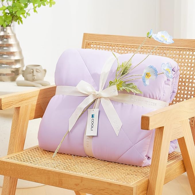 Cozy Bliss Cooling Comforter Twin Size, Cooling Blankets for Hot Sleepers and Night Sweats, Purple Summer Comforter for Twin Size Bed, Breathable Soft Lightweight Silk Smooth