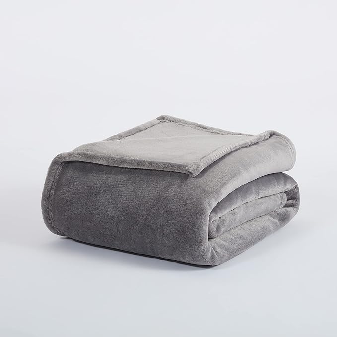 SERTA Cozy Plush Thick Fuzzy Super Soft Lightweight Throw Blanket for Bed, Couch, or Travel, King (108 in x 90 in), Grey