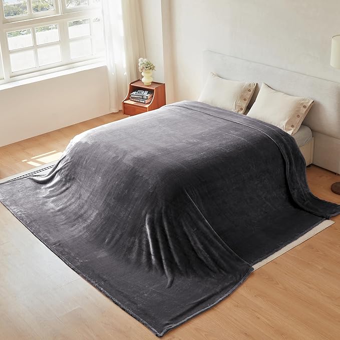 COOVA Oversized King Fleece Blanket 120x138 inches, Soft Cozy Warm Giant Extra Large 10'x11.5' Blanket for Bed, Sofa, Couch,Travel, Camping, California Huge Flannel Big Throw Blanket, Dark Grey