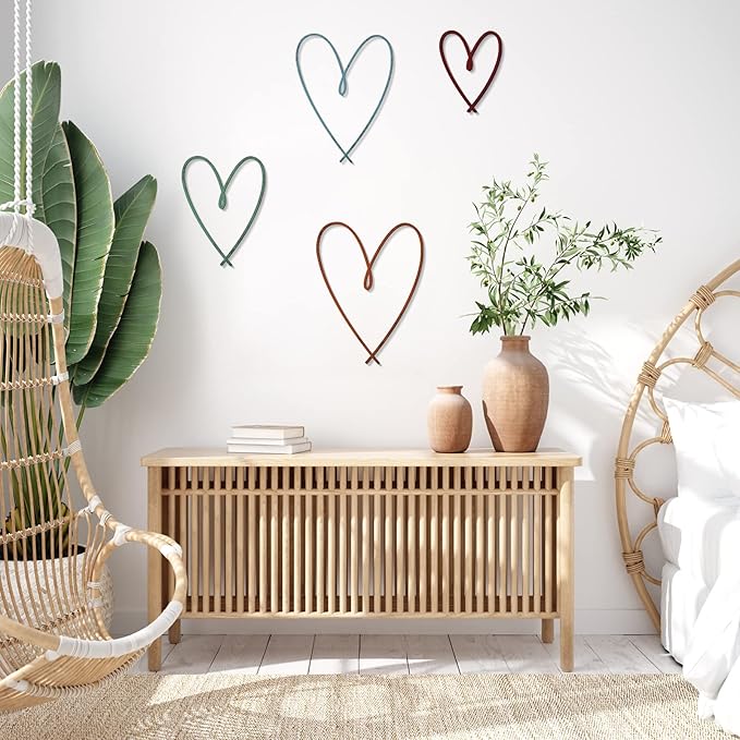 Pangda 4 Pieces Metal Heart Wall Art Decor Love Heart Wall Sign Ornaments for Bedroom Living Room Decoration(Multi Colors)