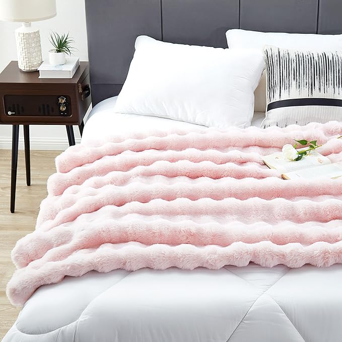 DREAMNINE Large Soft Thick Fuzzy Bubble Faux Rabbit Fur Bed Blanket Full Size 70" x 80",Lovely Big Warm Shaggy Fluffy Blankets for Winter,Solid Luxury Cozy Cute Bumpy Furry Blanket for Bed Adult,Pink