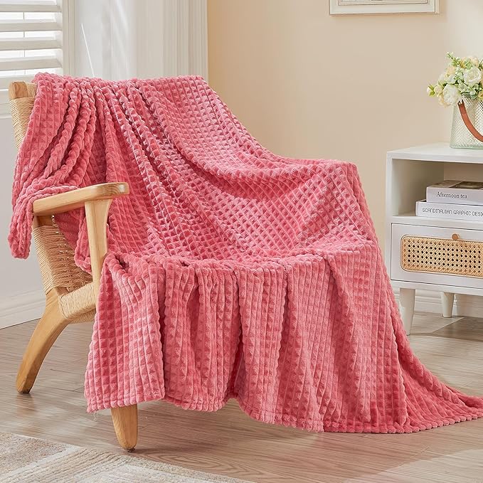 EMME Fleece Throw Blanket Luxury Flannel for Couch Bed Sofa Chair, Soft, Plush, Warm and Cozy Blanket with Geometric Grid Design (Coral Red, 50'' x 60'')