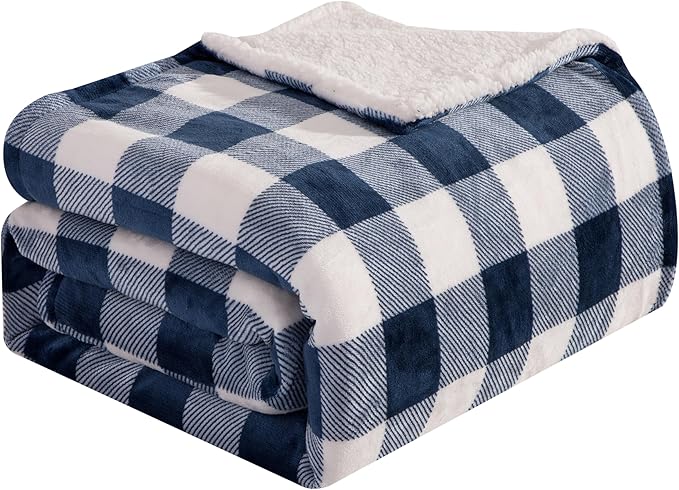 Elegant Comfort Ultra Soft Reversible Buffalo Plaid Flannel Sherpa Blanket - Cozy Silky Checkered Fleece Throw for Couch, Bed - Plush Fuzzy Warm Winter Blanket for Gift, King, Navy