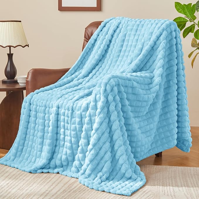 BEDELITE Light Blue Throw Blanket Twin Size for Bed- Super Soft and Warm 3D Checkered Fluffy Fuzzy Fleece Blanket, Luxurious Plush Cozy Blanket for Room Decor Fall and Winter, 60x80 inches