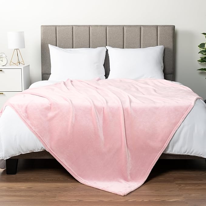 PAVILIA Light Pink Fleece Throw Blanket for Couch Twin Size, Blush Pink Super Soft Fuzzy Flannel Throw for Sofa, Luxury Plush Microfiber Blanket Twin Bed, Home Decorative Velvet Gift Blanket, 60x80