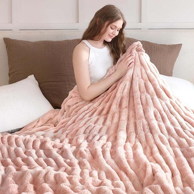 Ultra Soft Faux Rabbit Fur Throw Blanket, Cozy Fuzzy Blanket for Couch Bed, Plush Warm Decor Gifts, Luxury Thick Fluffy Blanket for Women, 60x80 inches, Tie-Dyed in Pink