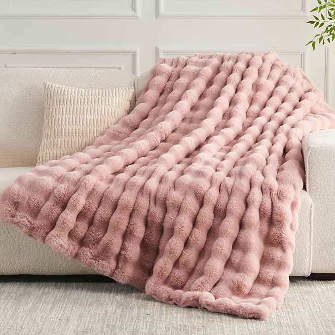 NEWCOSPLAY Faux Fur Throw Blanket Pink Luxury Fluffy Thick Warm Bubble Blanket for Couch Sofa Bed 1000GSM (Pink Bubble Thick, Throw(50"x60"))