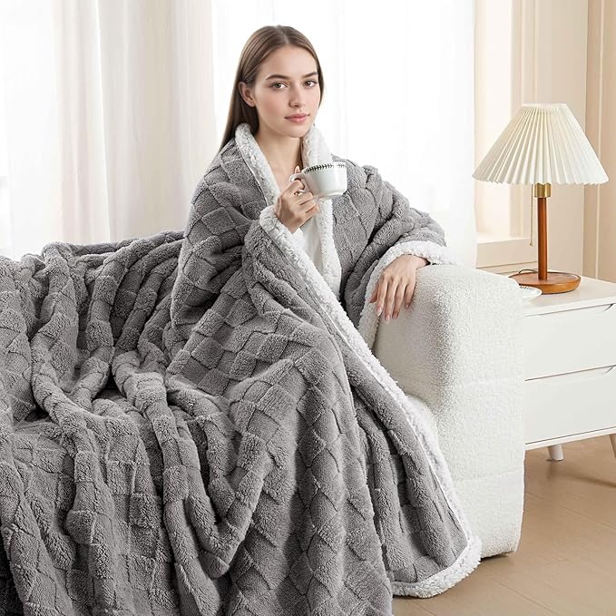Sherpa Throw Blanket Fleece Blanket, Soft Fluffy Thick Blanket for Couch 80”*90”, for All Season Use, Gray