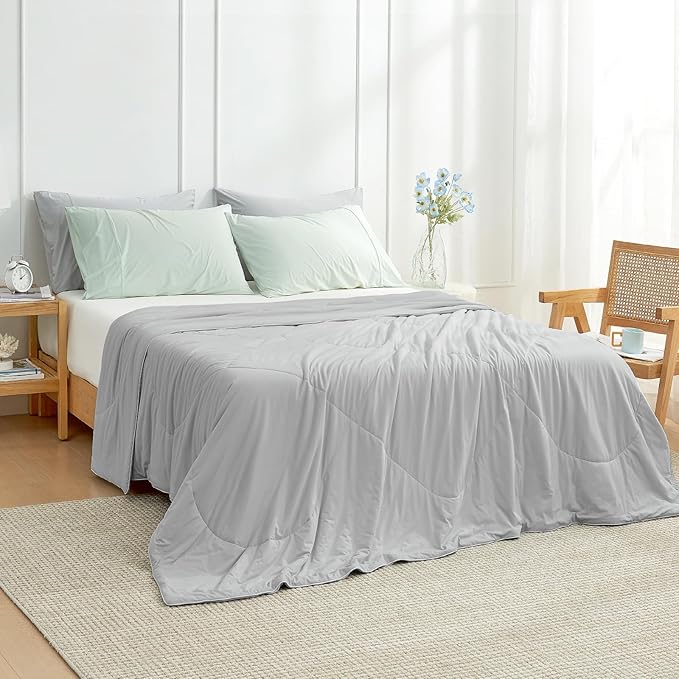 Cozy Bliss Cooling Comforter King Size, Cooling Blankets for Hot Sleepers and Night Sweats, Gray Summer Comforter for King Size Bed, Breathable Soft Lightweight Silk Smooth