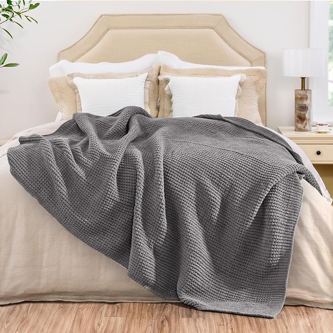 Waffle Knit Throw Blanket, Luxury Cozy Chunky Knit Throw Blanket for Couch, 50 x 60 Inch Thick Ultra-Soft Feather Yarn Knitted Blanket for Sofa, Bed, Home Decor - Grey