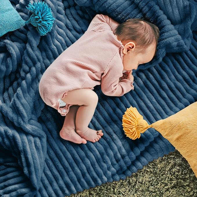 DISSA Fleece Blanket Queen Size – 71x80, Blue - Soft, Plush, Fluffy, Fuzzy, Warm, Cozy – Perfect Throw for Couch, Bed, Sofa - with Pompom Fringe - Flannel Blanket