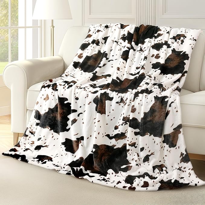 Cow Print Blanket Ultra Soft Flannel Throw Blanket for Couch Bed, Cute Cozy Lightweight All-Season Fleece Blanket Twin XL, Gift for Women & Girls, 66×90 Inches Black & White