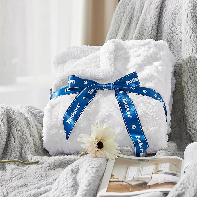 Bedsure Gentlesoft Sherpa Fleece Blanket Twin Size for Bed - Fluffy & Cozy Cable Jacquard Tufted for Women Gift, Thick and Warm Blankets for Winter, White, 60x80 Inches
