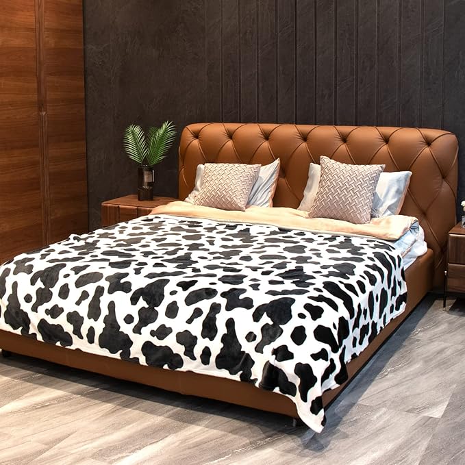 Soft Black and White Blanket Twin Size Lightweight Cozy Fuzzy Bed Throw Blanket 60x80inch Cute Girls Women Twin Blanket for Bed Couch Home Decor