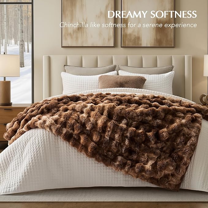 EverGrace Ultra Soft Luxury Fluffy Faux Rabbit Fur Throw Blanket, Thick Warm Bubble Throw for Bed, Cozy Plush Reversible Blankets for Couch, Chair, Sofa, Lion Caramel, 50x60 Inches