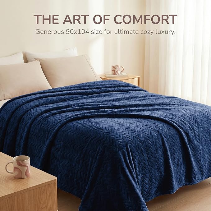 Exclusivo Mezcla Twin Blanket for Bed, Cozy Lightweight Fleece Blankets for All Season, Decorative Giftable Fuzzy Plush Wave Textured Suitable for Women, Men, Navy Blue, 90x66 Inches