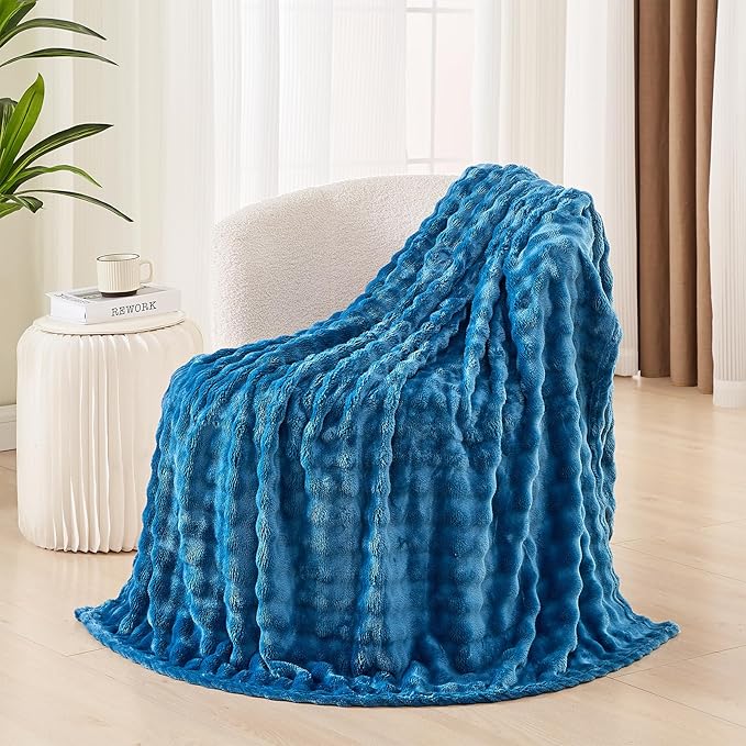 3D Bubble Plush Blanket Textured Fleece Throw Soft Warm Cozy Blanket Couch Bed Throw Blue 50x60 Inches
