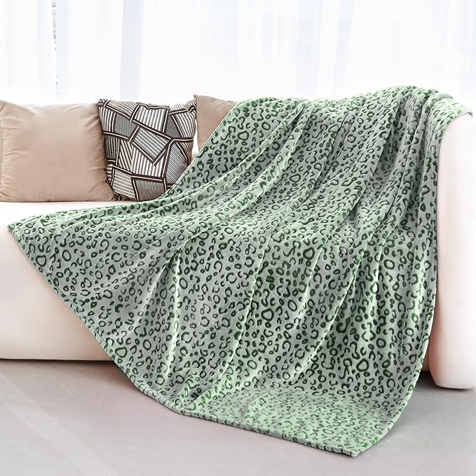 Green Leopard Print Blanket Fleece Blanket Plush Cozy Soft Green Throw Blanket Cozy Blankets for Couch Bed Sofa