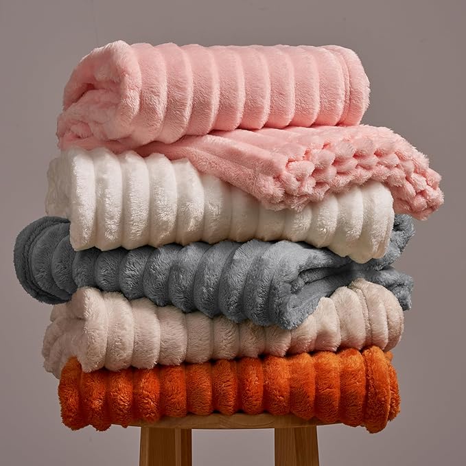 Joiedomi Grey Throw Blanket for Couch, Soft & Warm Grey Fleece Blankets Gifts for Women Men Mom, Cozy Cute Soft Throw 50x60 Inches