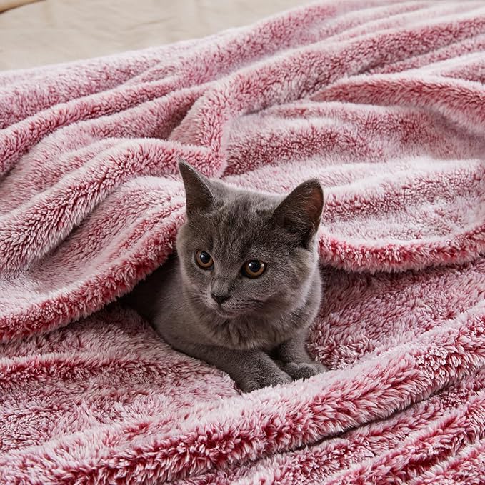 Exclusivo Mezcla Plush Fuzzy Fleece Bed Blanket King Size, Super Soft, Fluffy and Warm Blankets for Couch, Bed, All Season (Mixed Deep Red, 90x104 inches)