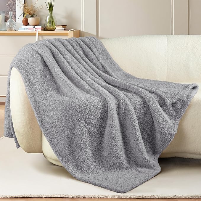 Exclusivo Mezcla Fleece Light Grey Throw Blanket for Couch Sofa, Ultra Soft, Lightweight and Fluffy Blankets for Women, All Season, 50x60 Inches