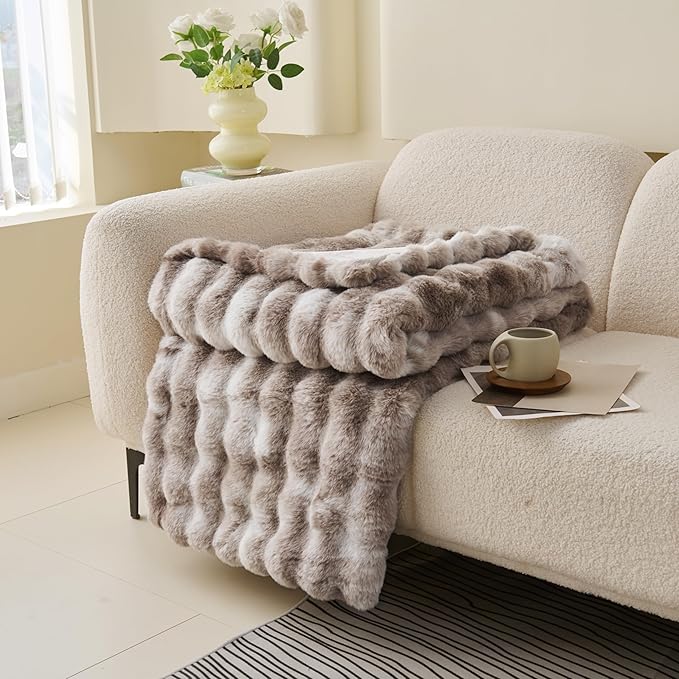 Comelady Faux Rabbit Fur Throw Blanket,Soft Fluffy Thick Bubble Blanket for Couch Bedroom Living Room Decor-Lightweight Cozy Fuzzy Twin Blanket for Women Men,Tie-dye Brown,60"×80"