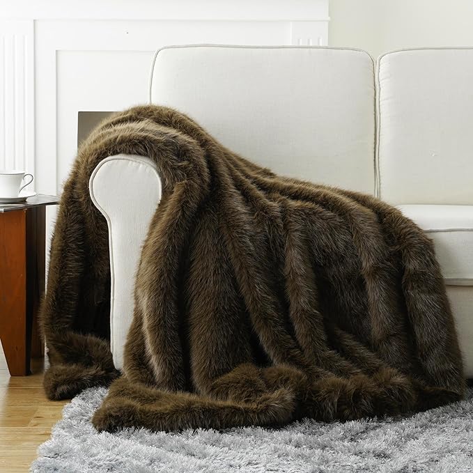 BATTILO HOME Luxury Fluffy Olive Green Faux Fur Throw Blanket, Cozy Warm Fur Blanket for Couch, Sofa, Chair, Bed, Plush Fuzzy Fur Throws with Long Pile, 60"x80"