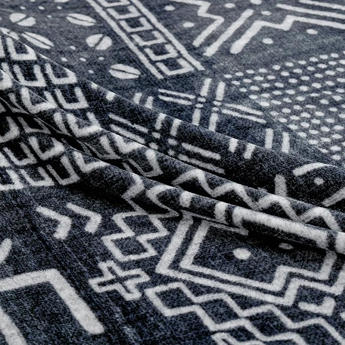 COOVA Oversized King Fleece Blanket 120x120 inches, Soft Cozy Warm Giant Extra Large 10'x10' Blanket for Bed, Sofa, Couch,Travel, Camping, California Huge Flannel Big Throw Blanket, Totem Dark Grey