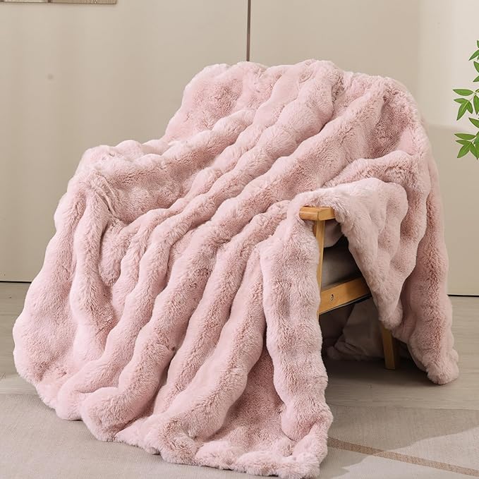 Faux Fur Throw Blanket,60x80 Inch Pink Soft Fluffy Plush Blanket for Bed, Sofa & Bedroom Décor Washable Gifts for Women