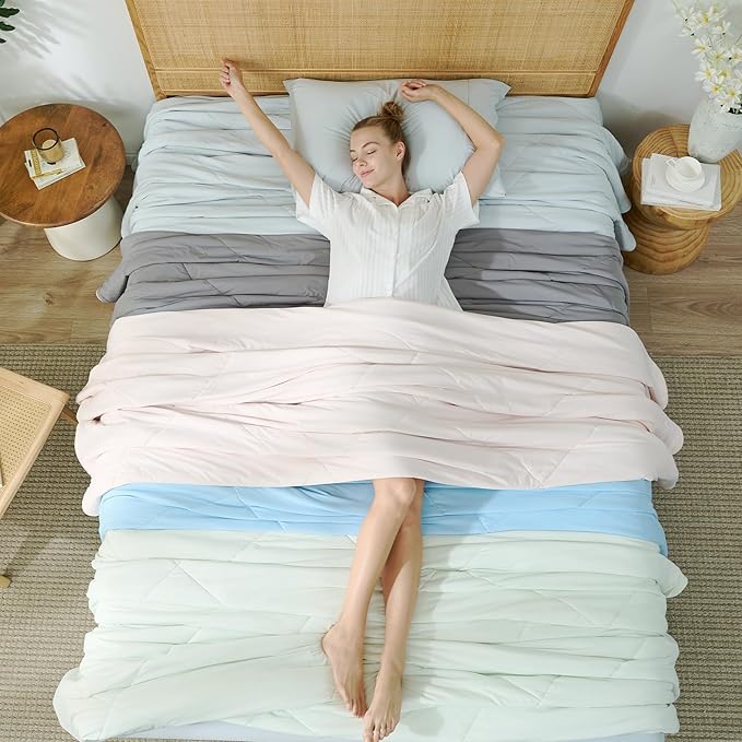 Cozy Bliss Cooling Comforter King XL Size, Cooling Blankets for Hot Sleepers and Night Sweats, Blue Summer Comforter for King XL Bed, Breathable Soft Lightweight Silk Smooth